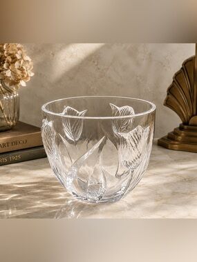 Vintage Lead Crystal Vase Bowl Embossed Tulip Teleflora Design 5”